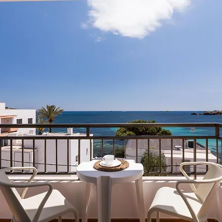 Bossa Bay - Mc Ibiza stad